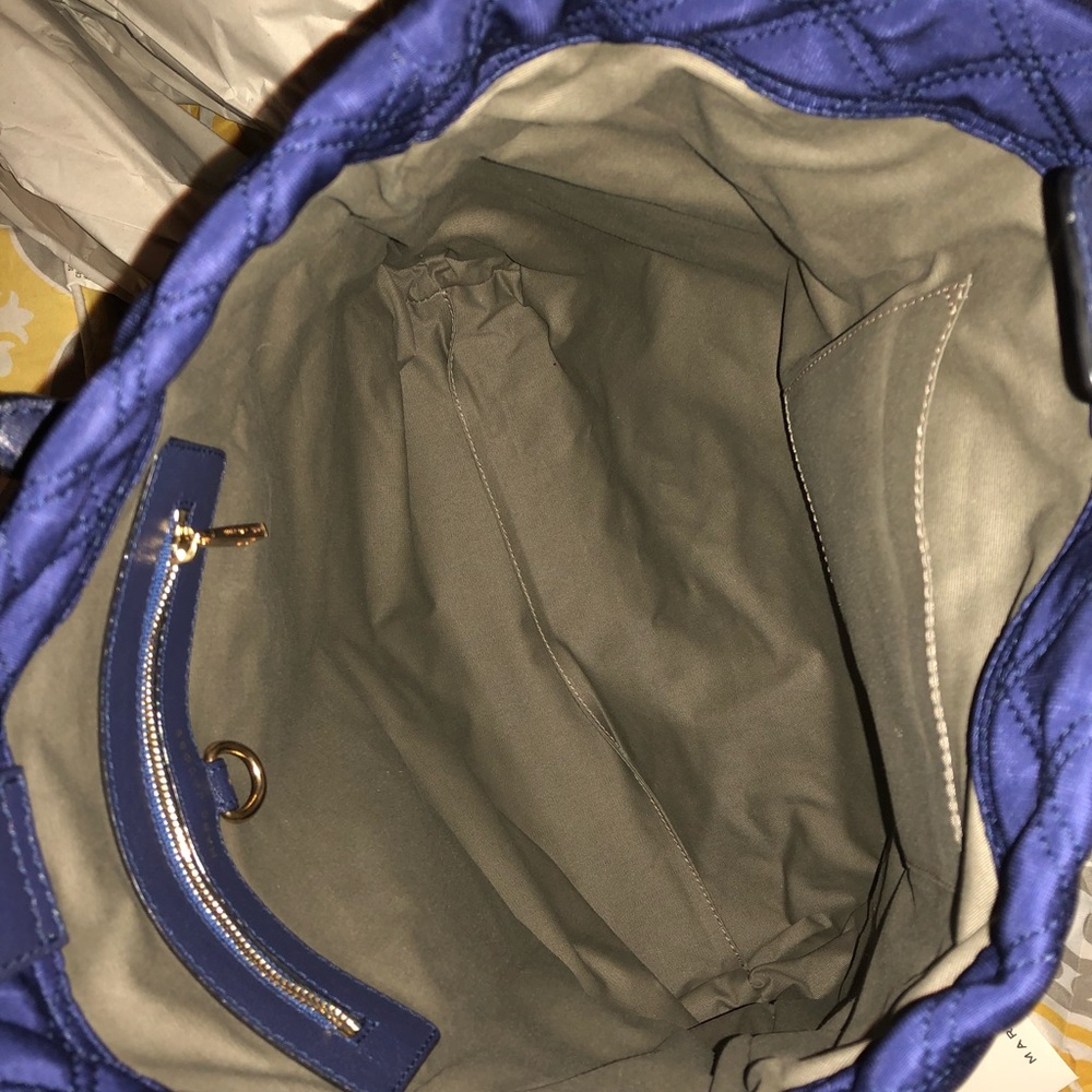 ❤️HP❤️ Marc Jacobs w/ Leather Blue Quilted Handbag - Picture 7 of 8